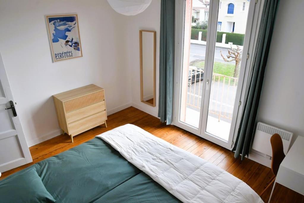 Vue Pyreneenne Elegante Avec 2 Chambres Tarbes Exterior photo